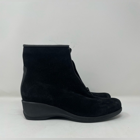 LA CANADIENNE SHIANE BOOT Black WATERPROOF WEDGE Size 9 Suede Women - Picture 3 of 9